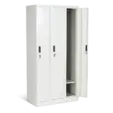 Метален гардероб BTL L с 3 отделения 185х90х45 см, бял, последната врата отворена, празен, сниман отпред