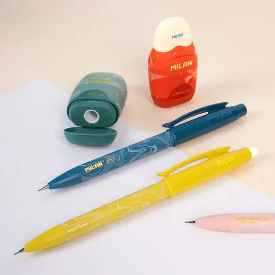 Молив автоматичен Milan Lawa 0.5 мм с гума