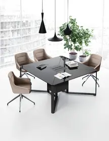Заседателна маса I-MEET 04-снимка от офис, квадратна маса