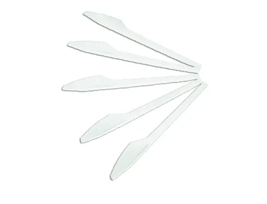 Пластмасови ножове 100 бр.