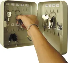 Табло за ключове KT 20 броя - отворено, сиво, метално, с няколко ключа вътре