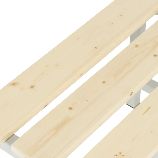 Пейка BTL 60 см- приближена снимка на дървото на пейката