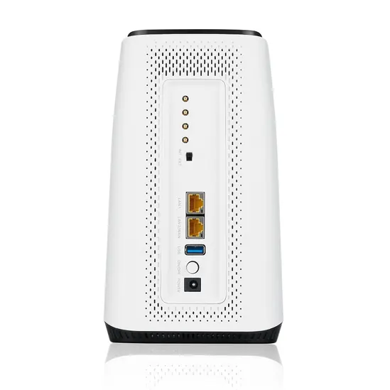 Рутер ZyXEL FWA510, 5G NR Indoor Router, StandaloneNebula with 1 year Nebula Pro License, AX3600 WiFi, 2.5GB LAN, EU and UK region