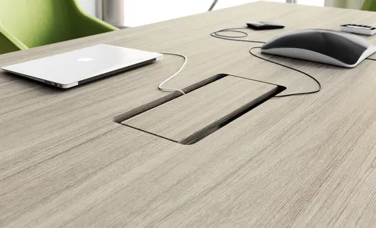 Заседателна маса JERA- с отвор за кабели