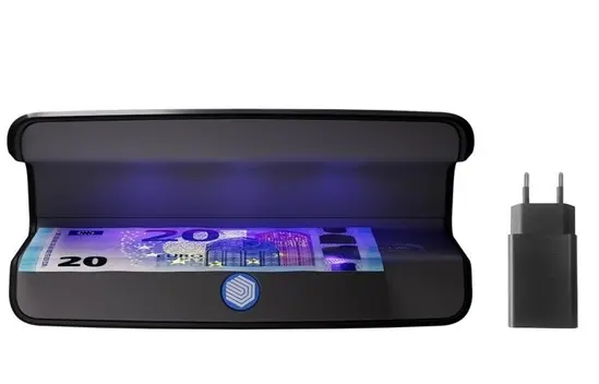 Захранващ USB адаптер Safescan- снимка отпред, детектор, адаптер