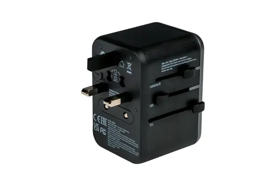 Адаптер Verbatim UTA-04 Universal Travel Adapter with 1 x USB-C PD 61W & QC 3.0  1 x USB-C  3 x USB-A