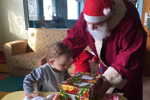 ЕДНА СПЕЦИАЛНА КОЛЕДА