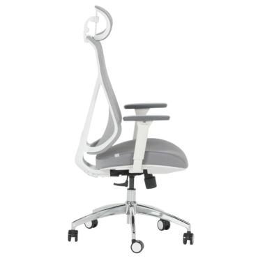 Директорски стол ЙОАН- лумбална опора, хромирана кръстачка