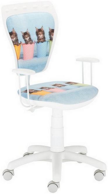 Детски стол- котета в декоративни- саксии, котки