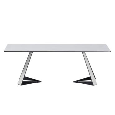 Холна маса ВИХРА- нестандартни крака от метал