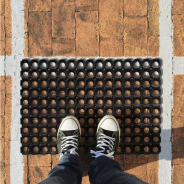 Изтривалка 50х100 гумена