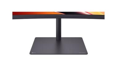 Монитор LG 34G630A-B, 34', UltraGear 21:9 Curved, VA, 1ms MBR, 5ms, WQHD (3440x1440), 240Hz, HDR 400, 4000:1, 300cd/m2, DCI-P3 95%, Free-sync, NVIDIA G-SYNC Compatible, VRR, USB, USB-C, HDMI, DP, Speakers 5Wx2, PIP, PBP, Height, Swivel, Tilt, Black
