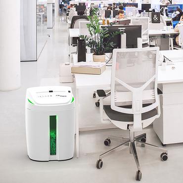 Шредер Kobra S6-HYBRID - сниман в офис среда с реални размери