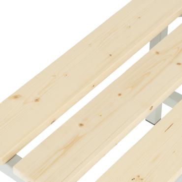 Пейка BTL 60 см- приближена снимка на дървото на пейката