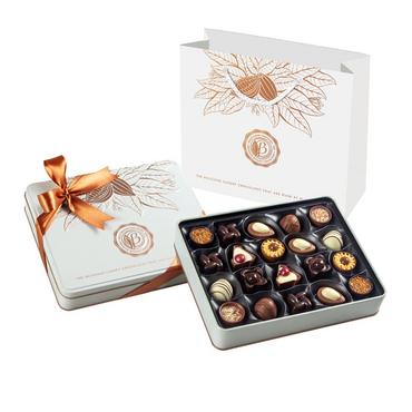 Копирна хартия OIP в КОМПЛЕКТ с шоколадови пралини Bolci Bronze & White