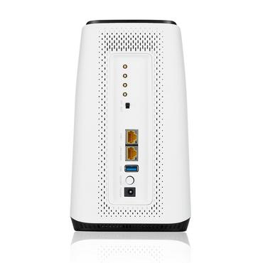 Рутер ZyXEL FWA510, 5G NR Indoor Router, Standalone/Nebula with 1 year Nebula Pro License, AX3600 WiFi, 2.5GB LAN, EU and UK region
