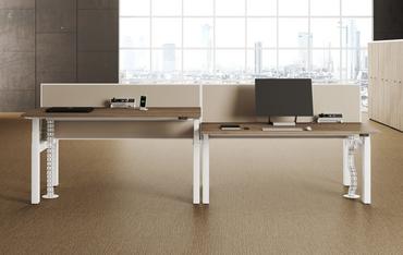 Бюро с регулиране на височината UP