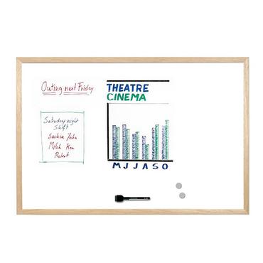 Бяла магнитна дъска с дървена рамка 40х60 см