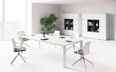 Заседателна маса IULIO 02- снимка в офис, бял цвят мебели